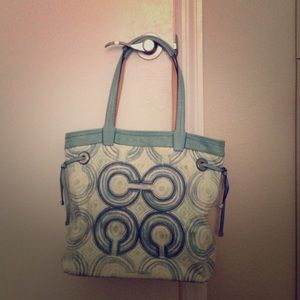 AUTHENTIC Coach Audrey Op Art Swirl Slim Tote