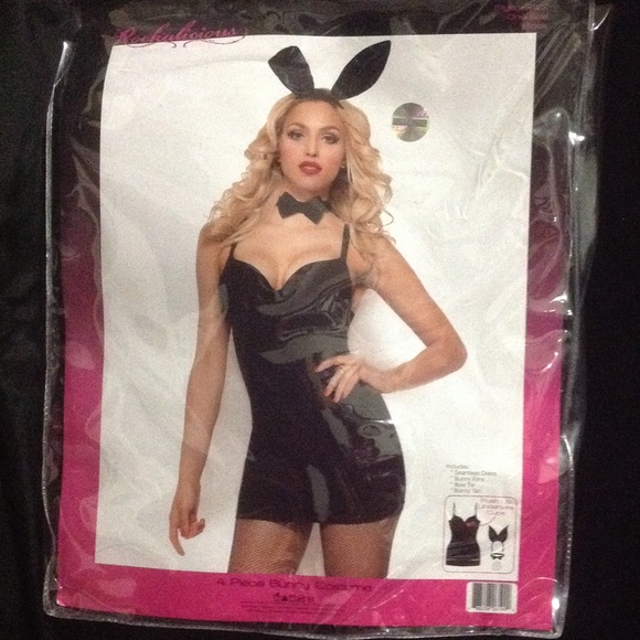 4 pieces bunny costume