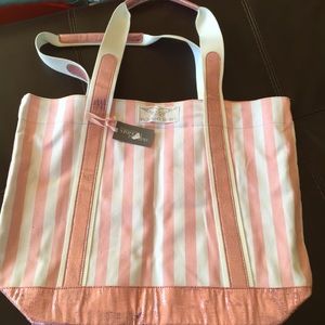 VS Signature Supermodel Essentials Logo Tote Bag