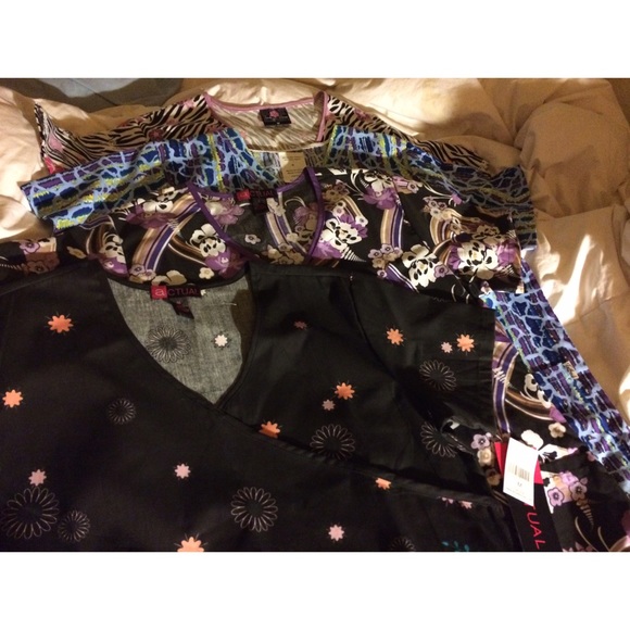 NWT SCRUB BUNDLE