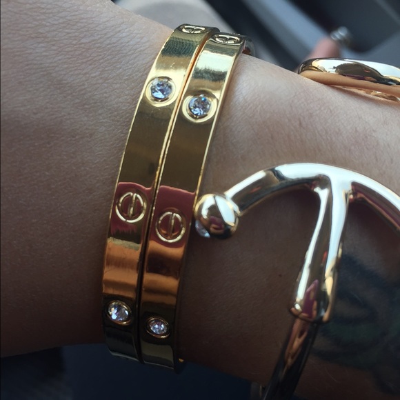 2 Screw love gold bracelets with stone 💓💓