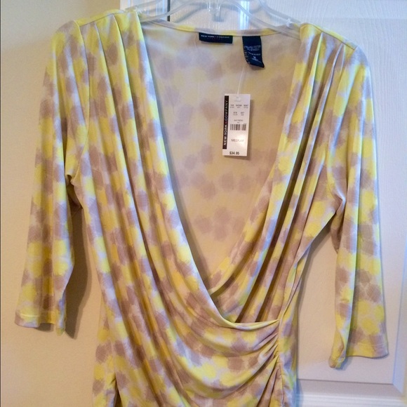New York and Company shirt size Medium