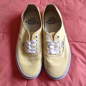 SALE! RARE Pale Banana Vans California