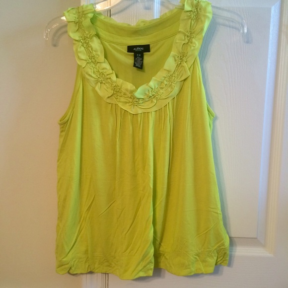 Alfani petite size medium lime tank