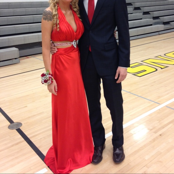 Prom Dress - Picture 2 of 3