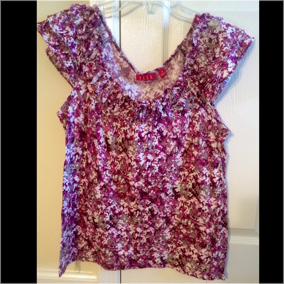 Elle dress shirt size medium