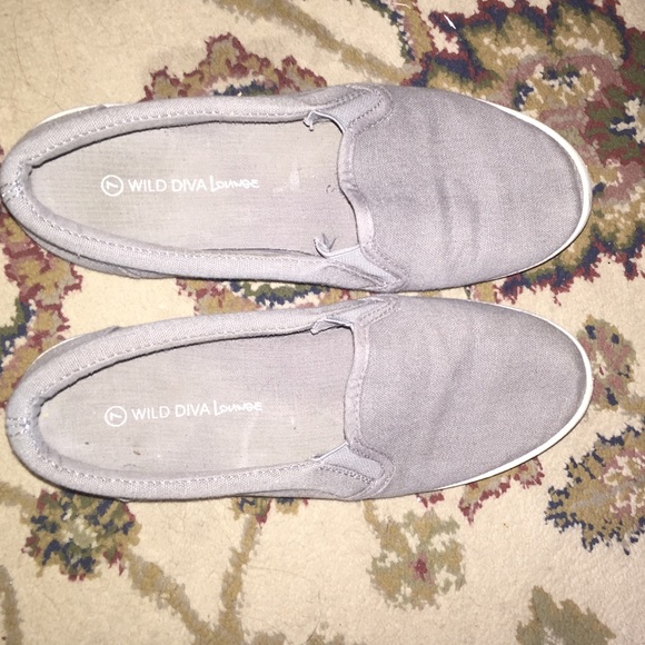 fashion slip on shoes