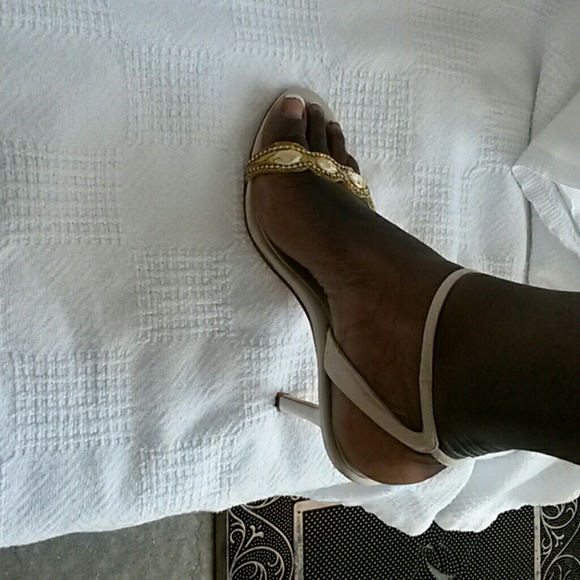 High heels - Picture 4 of 4