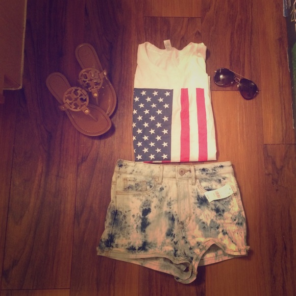 NWT BULLHEAD PACSUN HIGHRISE SHORTS!!