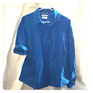 Size medium Columbia sportswear long sleeve shirt