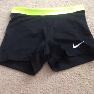Nike pro !