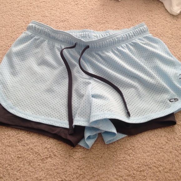 Champion workout shorts - Picture 1 of 3