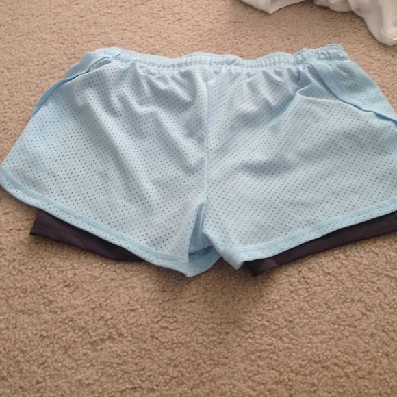 Champion workout shorts - Picture 3 of 3