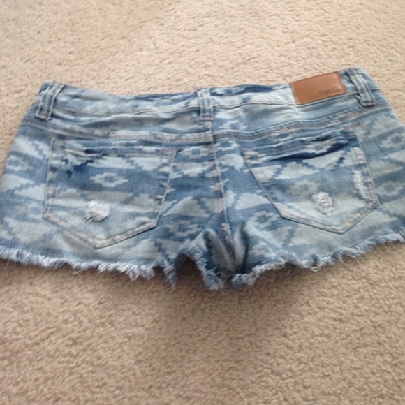 Rue 21 tribal shorts - Picture 2 of 3