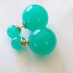 Double sided pearl earrings