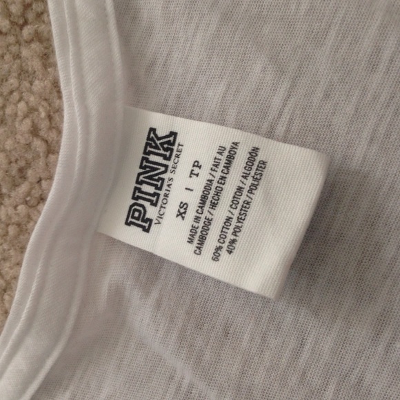 Pink crop top tank - Picture 2 of 2