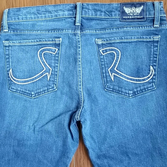 ROCK & REPUBLIC. INSEAM " 30 "