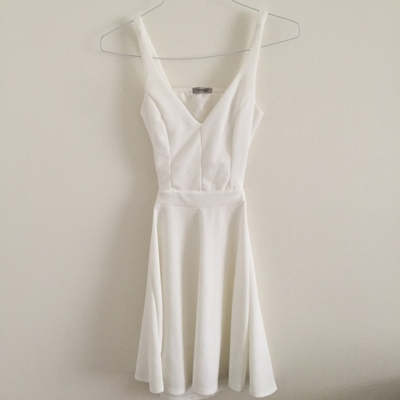 NWOT white open back skater dress