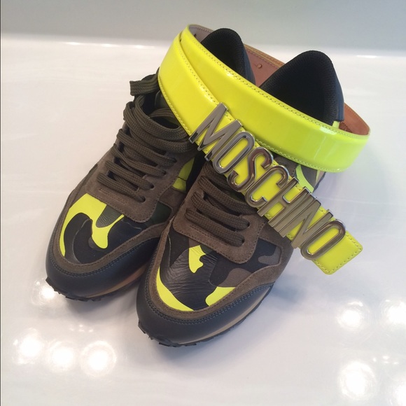 🚫SOLD🚫 MOSCHiNO BELT - Picture 2 of 4