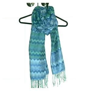 Wrap around scarf