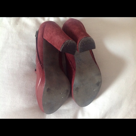 Donated! Calvin Klein Heels - Picture 3 of 4
