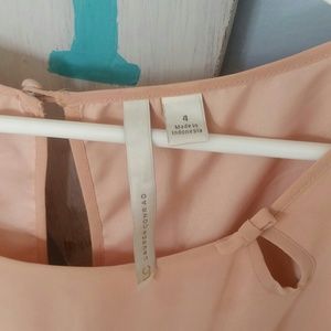 Lauren conrad Dresses - Lauren Conrad chiffon looking coral tan dress Lauren conrad Dresses - Lauren Conrad chiffon looking coral tan dress