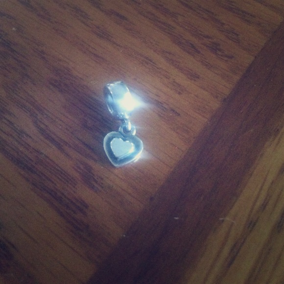 Heart dangle pandora charm