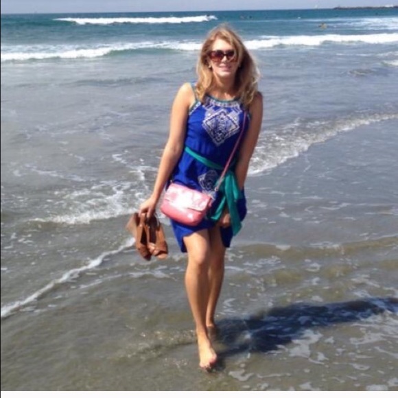 Adorable high low dress - Picture 2 of 4