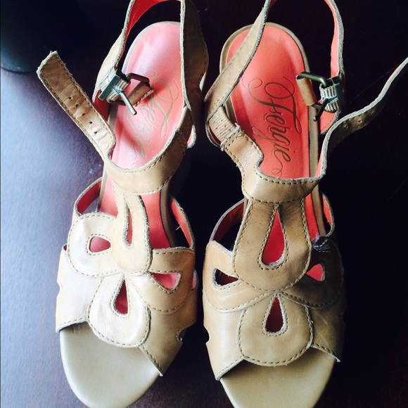 Brown wedges