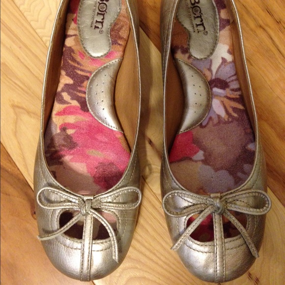 Born Metallic Flat
