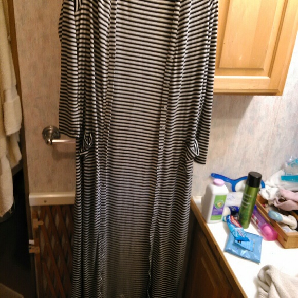 Long cardigan sweater