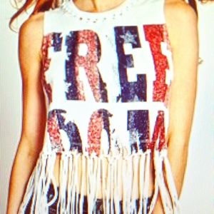 A sleeveless slogan graphic fringe tank