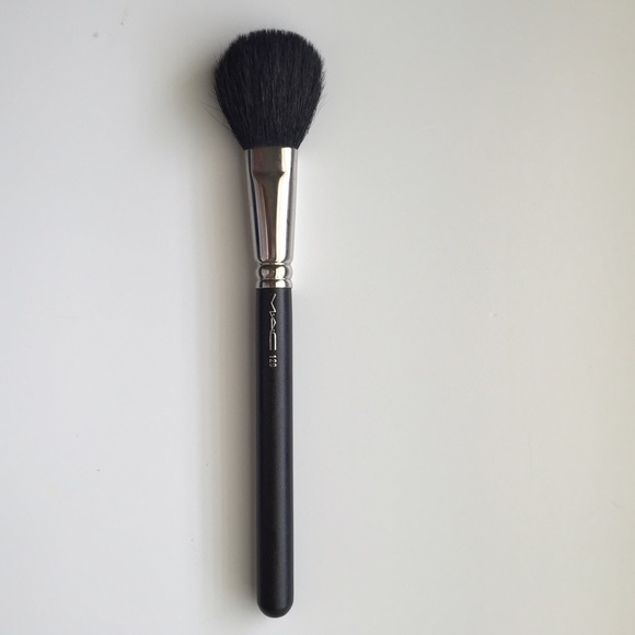 MAC Blush Brush #129