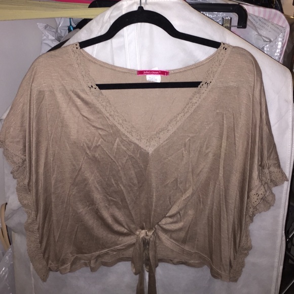 beige top - Picture 2 of 3
