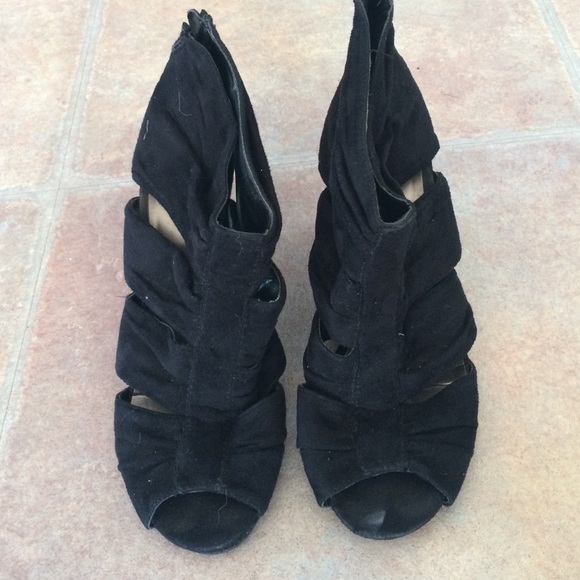 Black suede heels