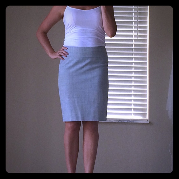 Grey pencil skirt