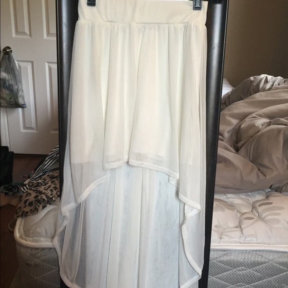 White high low skirt