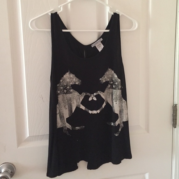 Cute top! Cowgirl top perfect for country concert