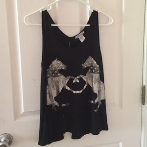 Cute top! Cowgirl top perfect for country concert