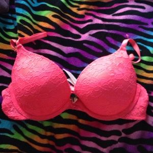 Hot Pink Pushup Bra !