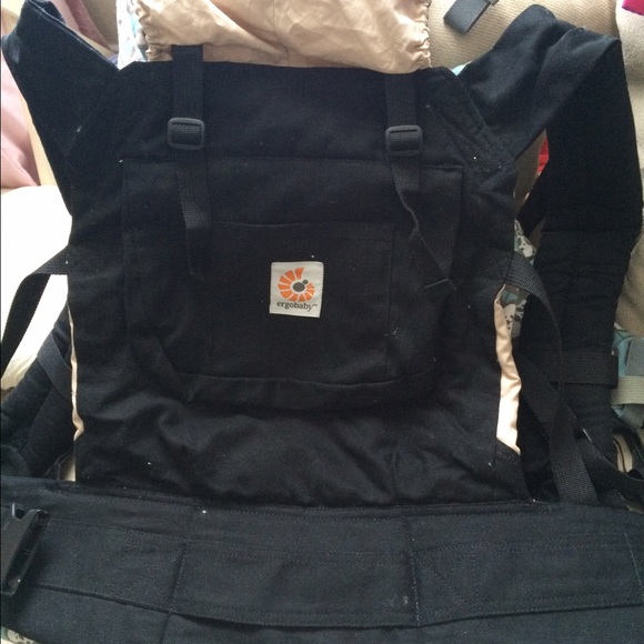 Ergo baby carrier