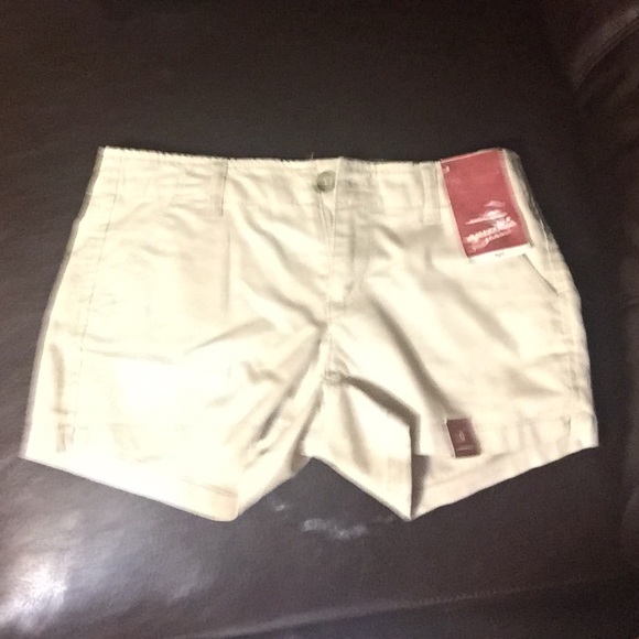 Arizona shorts size 0. NWT