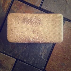 Gold clutch