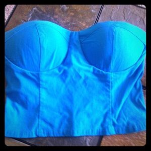 Sleeveless blue crop top