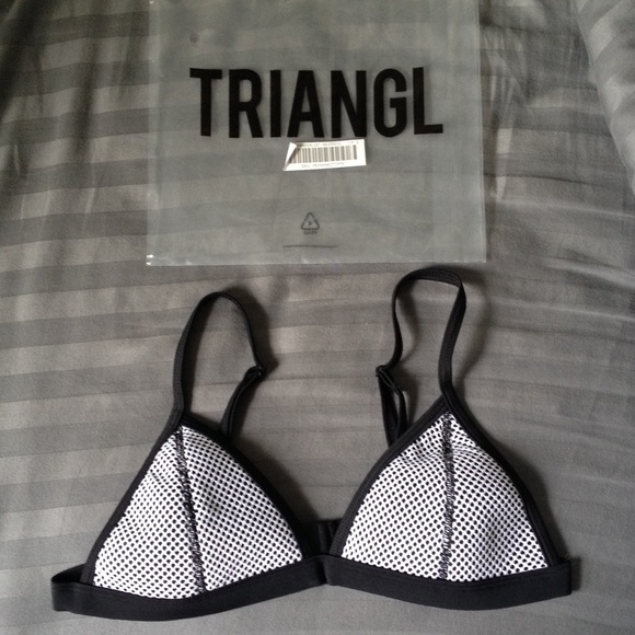 Triangl Penny Wanderlust small top