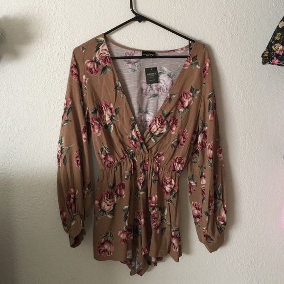 Adore romper