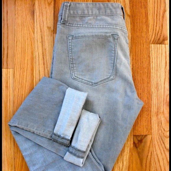 BANANA REPUBLIC grey SKINNY size 27/4 long