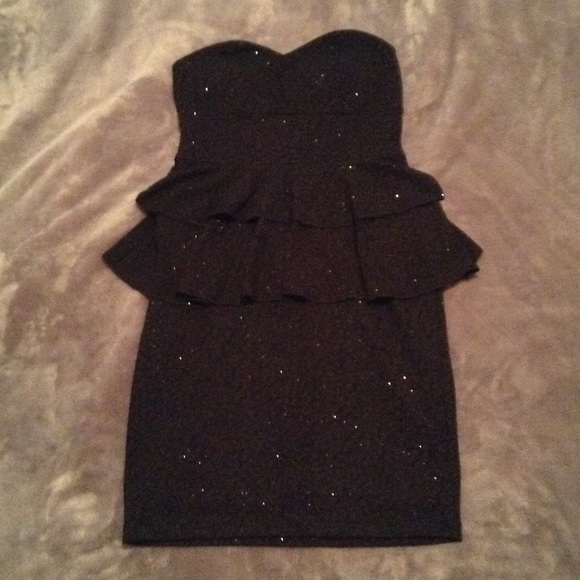 Strapless black sparkle dress!