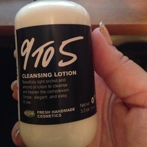 Lush 9 to 5 cleanser