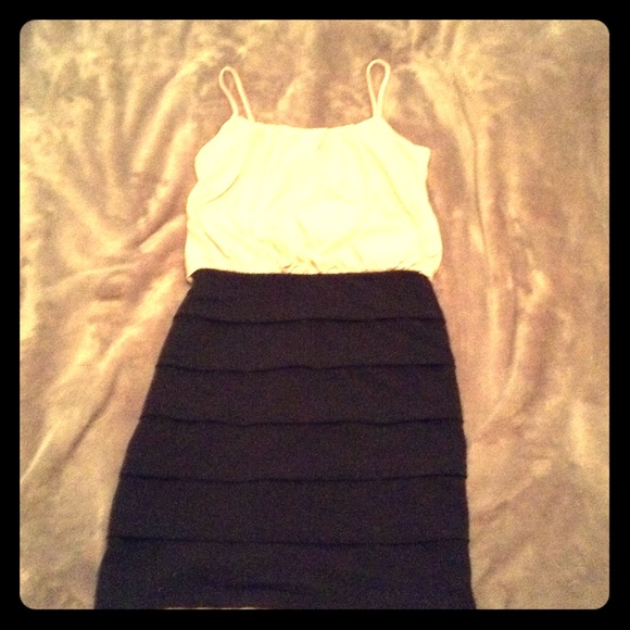 Pink sparkle and black dress! - Picture 1 of 1